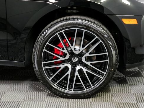 New 2026 Porsche Macan S AWD/4WD image 40
