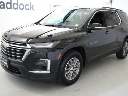Used 2023 Chevrolet Traverse LT w/ LPO, Floor Liner Package AWD/4WD image 3