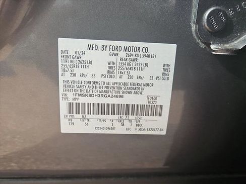 Used 2024 Ford Explorer XLT w/ Equipment Group 202A AWD/4WD image 25