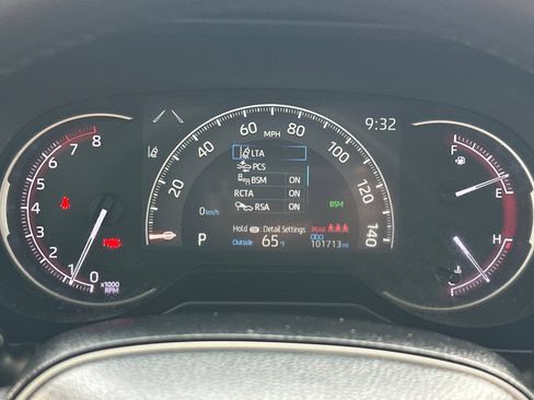 Used 2023 Toyota RAV4 XLE Premium FWD image 25