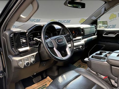 Used 2025 GMC Sierra 1500 SLT AWD/4WD image 13