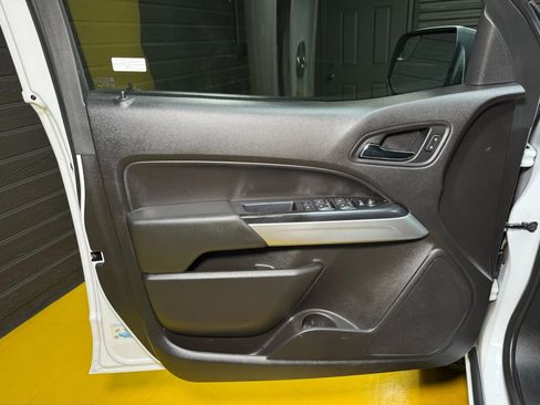 Used 2016 Chevrolet Colorado LT w/ LT Convenience Package image 31