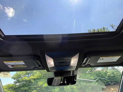 Used 2022 Toyota RAV4 XSE w/ XSE Grade Weather Package AWD/4WD image 17
