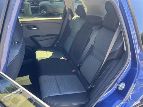 Certified 2023 Nissan Rogue SV AWD/4WD image 17