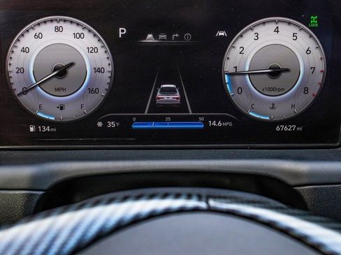 Used 2023 Hyundai Santa Cruz SEL Premium image 16