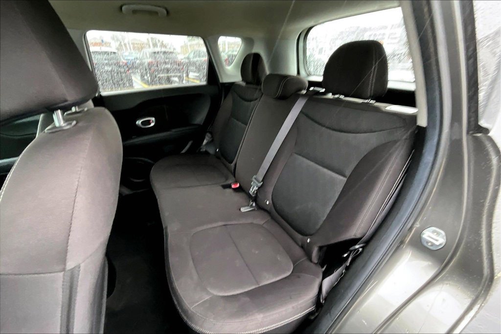 Used 2019 Kia Soul FWD image 23