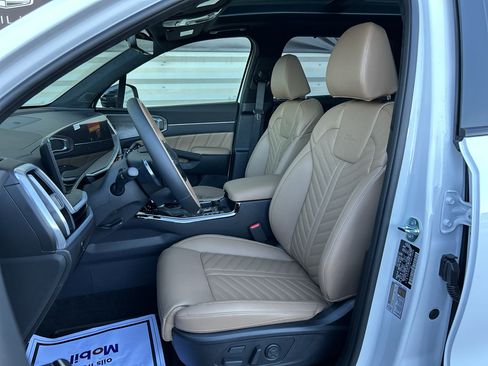 New 2026 Kia Sorento SX Prestige w/ Olive Brown Leather Package image 11