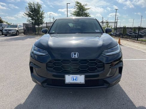Certified 2026 Honda HR-V LX image 2