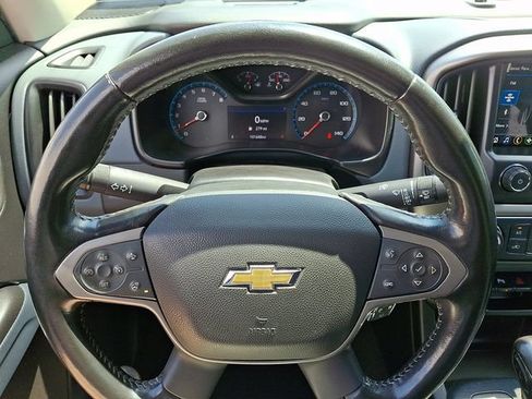Used 2022 Chevrolet Colorado Z71 w/ Safety Package AWD/4WD image 18