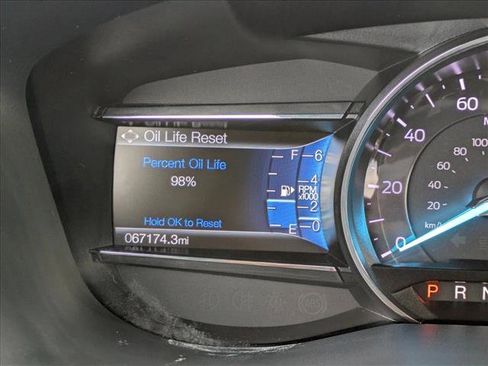 Used 2018 Ford Explorer Sport image 11