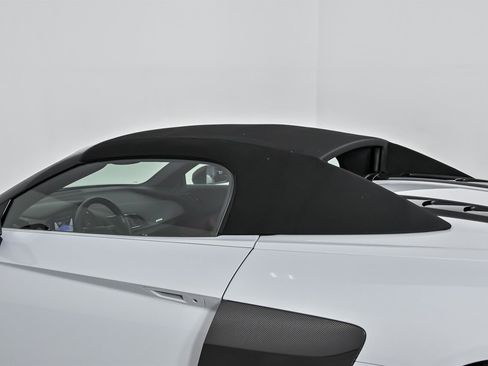 Used 2022 Audi R8 V10 performance image 19