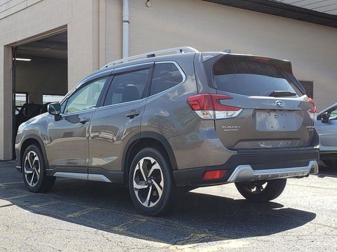 Used 2022 Subaru Forester Touring w/ Popular Package #2 AWD/4WD image 3