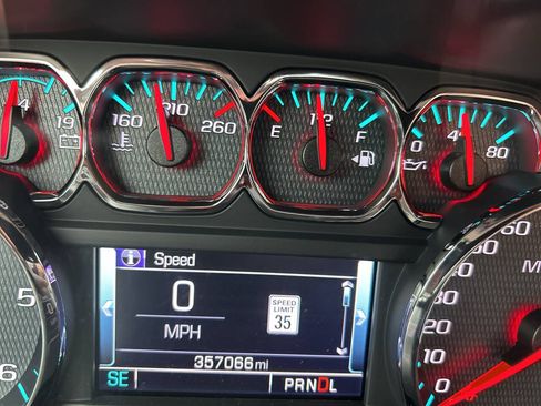 Used 2018 Chevrolet Silverado 1500 LT w/ All Star Edition AWD/4WD image 17