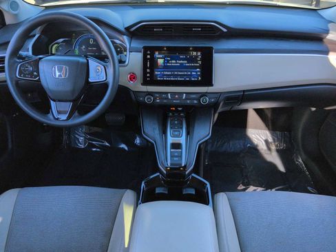 Used 2018 Honda Clarity Plug-In Hybrid image 16