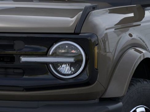New 2025 Ford Bronco Outer Banks AWD/4WD image 22