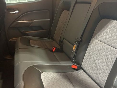 Used 2016 Chevrolet Colorado Z71 w/ Z71 Midnight Edition AWD/4WD image 23