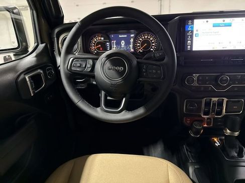 New 2026 Jeep Gladiator Willys AWD/4WD image 11