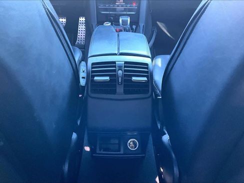 Used 2014 Mercedes-Benz E 63 AMG 4MATIC Sedan image 34