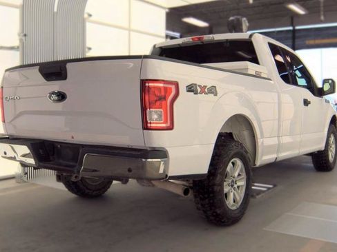 Used 2017 Ford F150 XLT w/ Equipment Group 301A Mid AWD/4WD image 8