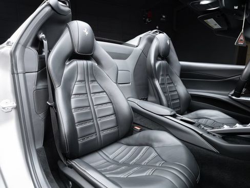 Used 2021 Ferrari 812 GTS RWD image 55