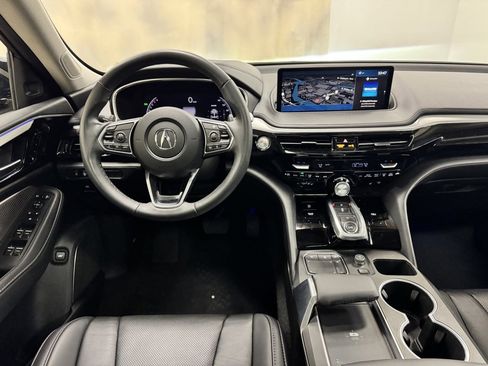 Used 2023 Acura MDX SH-AWD w/ Technology Package image 19