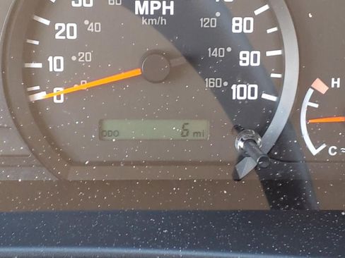 New 2025 Chevrolet Low Cab Forward image 19