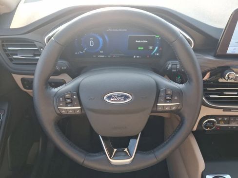 Certified 2020 Ford Escape Titanium w/ Titanium Premium Package 2.0 image 22