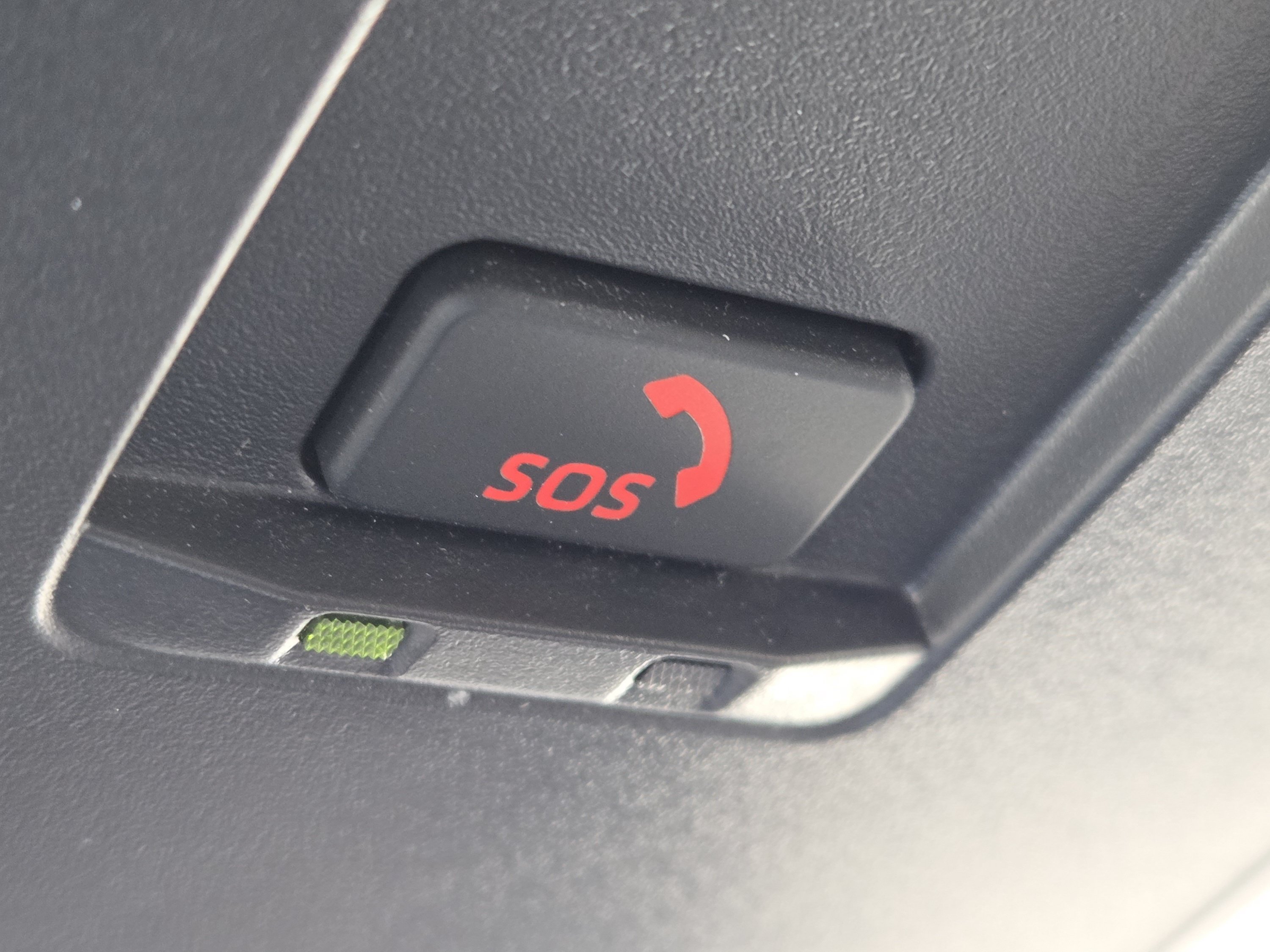 Used 2025 Toyota Camry LE FWD image 36