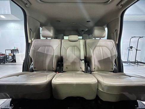 Used 2024 Ford Expedition Max Limited image 27