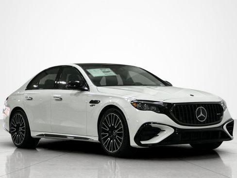 New 2026 Mercedes-Benz E 53 AMG e 4MATIC Sedan image 7