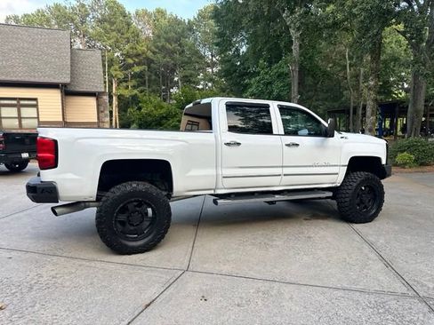 Used 2015 Chevrolet Silverado 2500 LTZ w/ Duramax Plus Package AWD/4WD image 4
