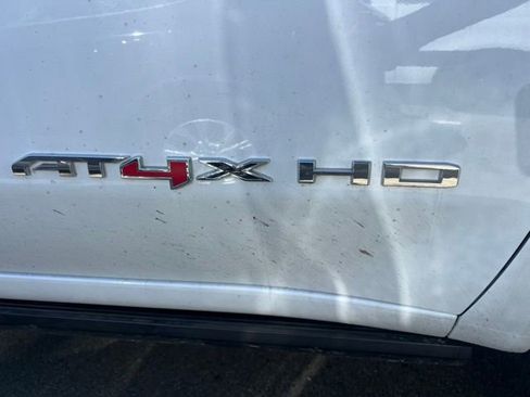Used 2024 GMC Sierra 2500 AT4X AWD/4WD image 8