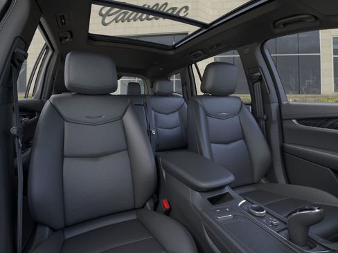 New 2025 Cadillac XT6 Premium Luxury image 16