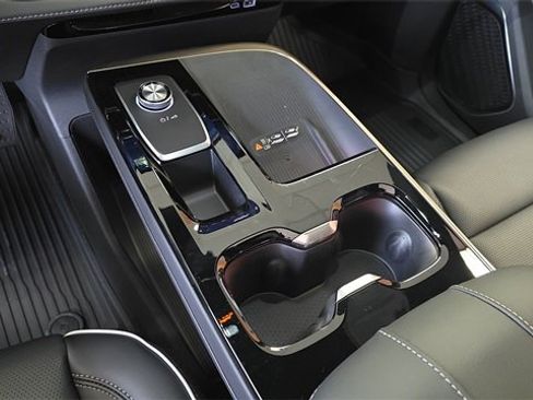 New 2026 Buick Enclave Avenir w/ Super Cruise Package image 24