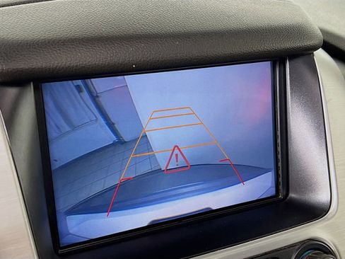 Certified 2017 GMC Yukon XL SLT w/ Open Road Package image 14