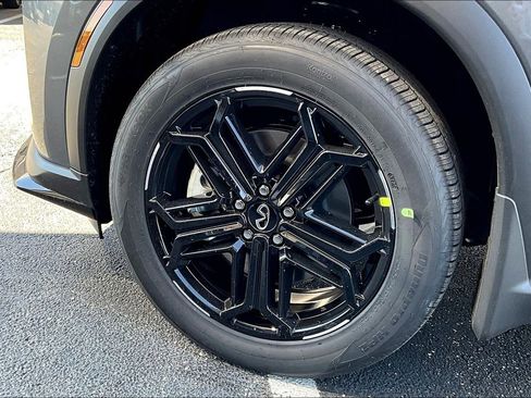 New 2026 INFINITI QX60 Sport image 17