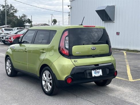 Used 2016 Kia Soul + w/ Audio Package image 3