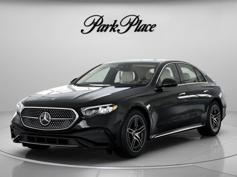 Used 2026 Mercedes-Benz E 450 4MATIC Sedan image 40