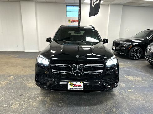 Used 2021 Mercedes-Benz GLS 580 4MATIC image 3