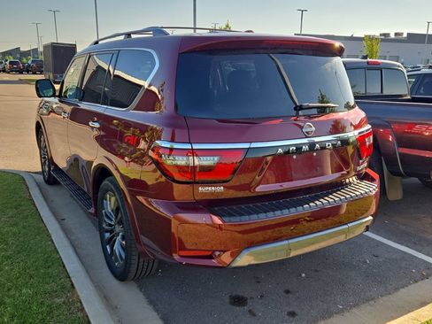 Used 2024 Nissan Armada Platinum w/ Captain's Chairs Package AWD/4WD image 2