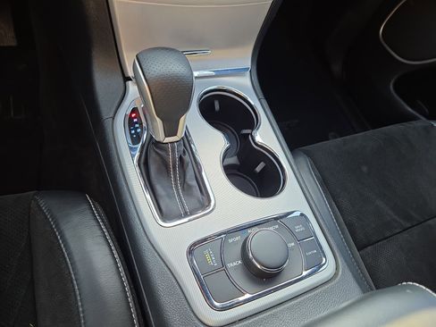 Used 2018 Jeep Grand Cherokee SRT w/ Trailer Tow Group IV image 22