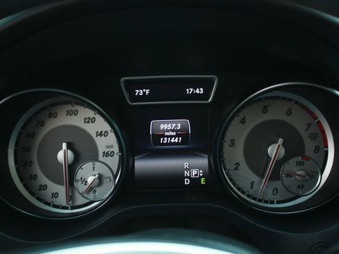 Used 2015 Mercedes-Benz GLA 250 image 12