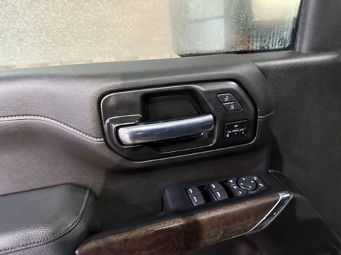 Used 2023 GMC Sierra 2500 Denali w/ Denali Ultimate Package image 12