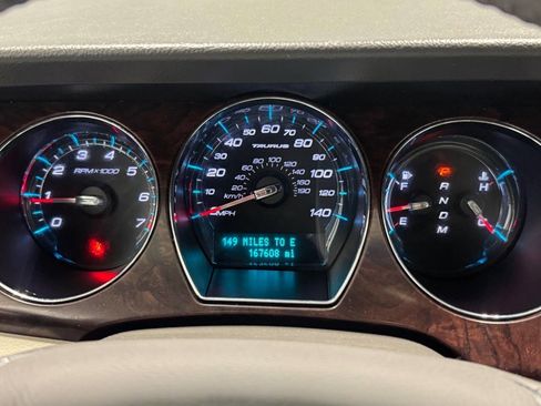 Used 2012 Ford Taurus SEL image 26