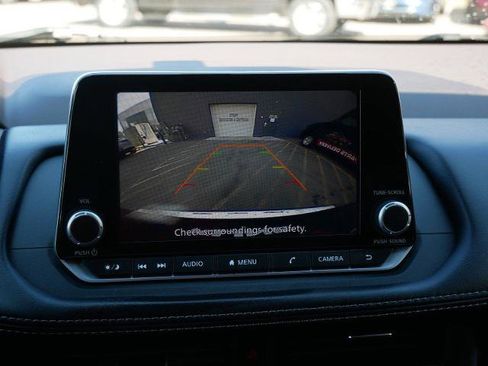 Certified 2023 Nissan Rogue SV AWD/4WD image 17