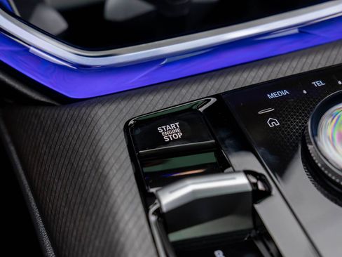 New 2025 BMW X3 xDrive30i w/ Premium Package image 13