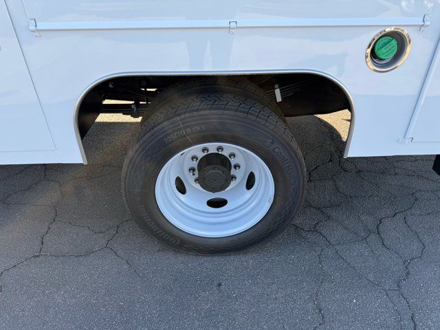 New 2026 Ford F550 4x4 SuperCab Super Duty image 34