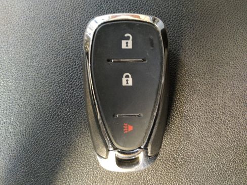 Used 2024 Chevrolet Equinox LS FWD image 32
