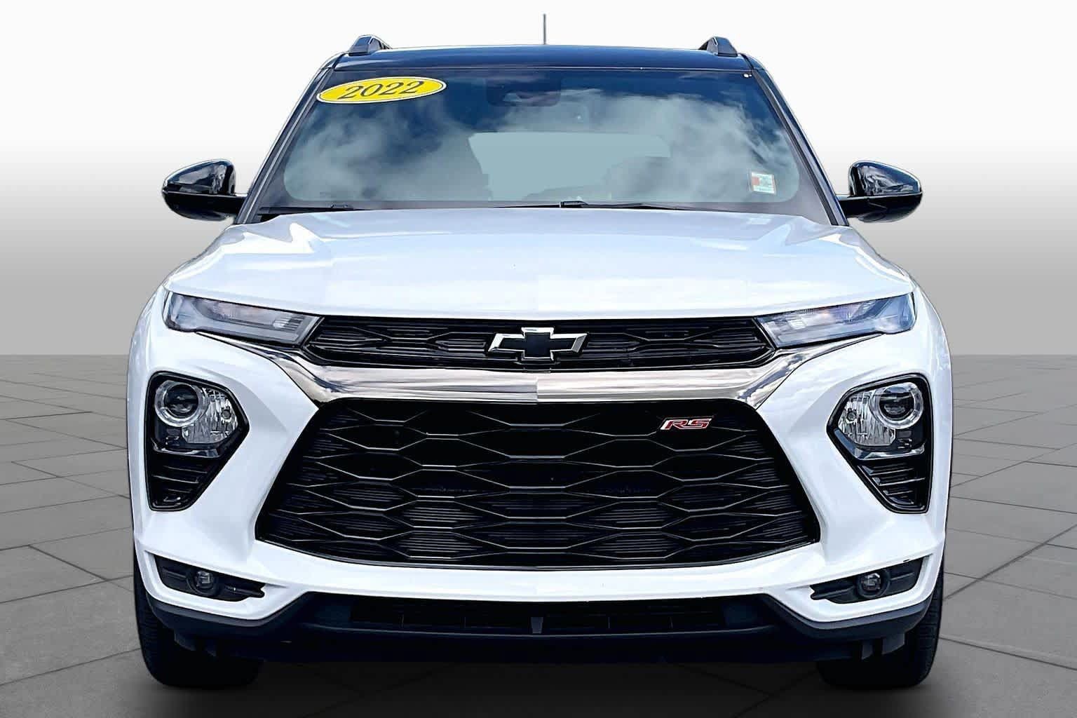 Used 2022 Chevrolet TrailBlazer RS w/ Technology Package FWD image 4