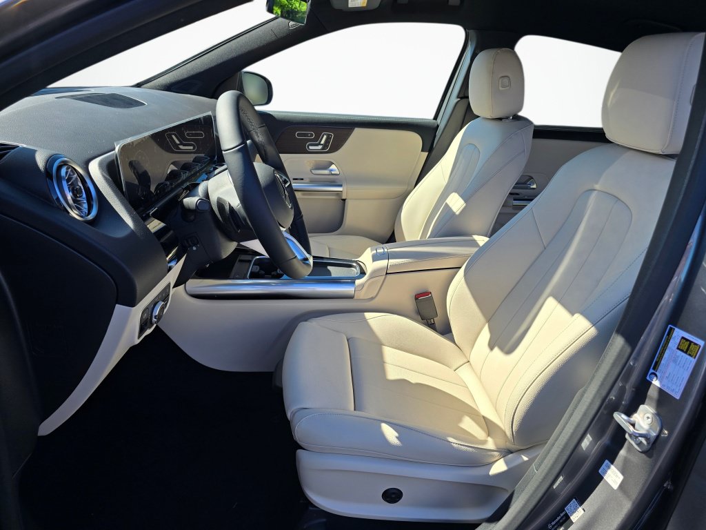 New 2026 Mercedes-Benz GLA 250 4MATIC image 12
